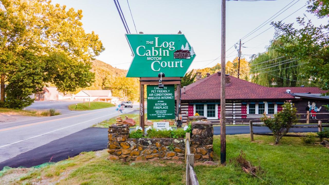 Log Cabin Motor Court Asheville Eksteriør billede